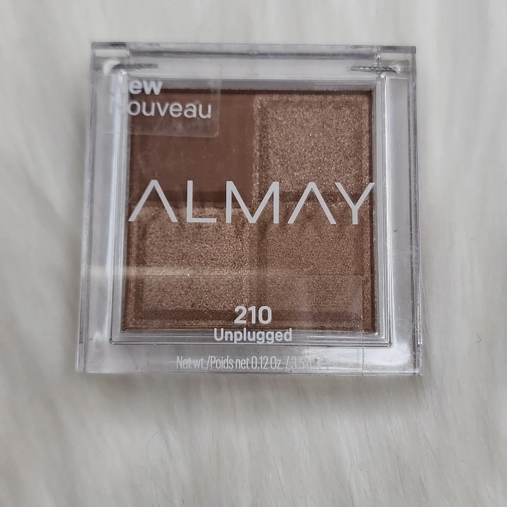 Almay Shadow Squad 210 Unplugged Eyeshadow Palette